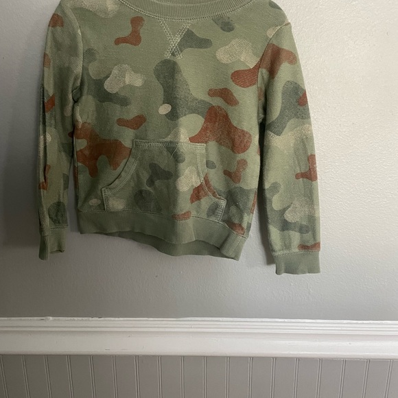 Carters Toddler Boy 24 months Green Camo Print Long Sleeve Top - Picture 5 of 9